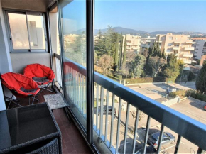 Studio Centre Sainte-Maxime avec Parking – 2 Pers, Proche Mer, Loggia Équipée - FR-1-780-37